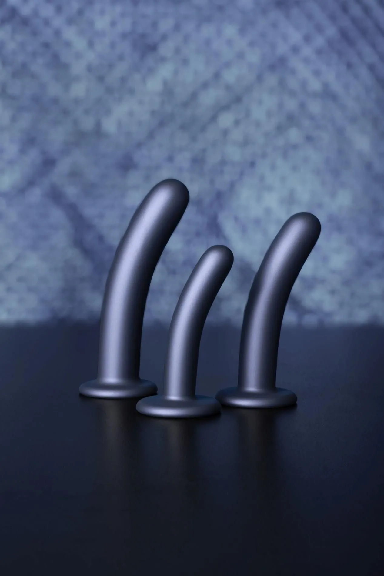 Фаллоимитатор Ouch! Smooth G-Spot Dildo 5'', 12.4 см (серый)
