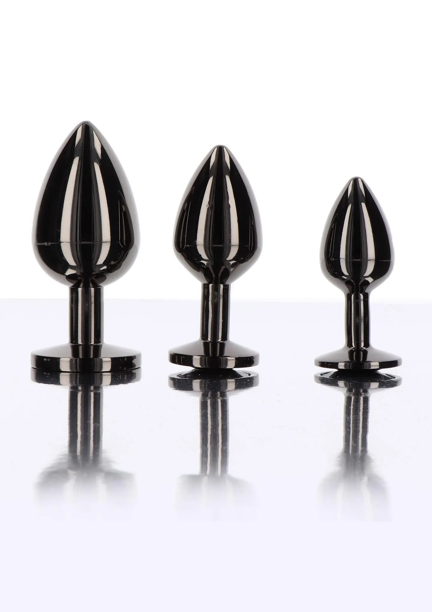 Анальная пробка Taboom Butt Plug With Diamond Jewel M, 8.5 см (черный)