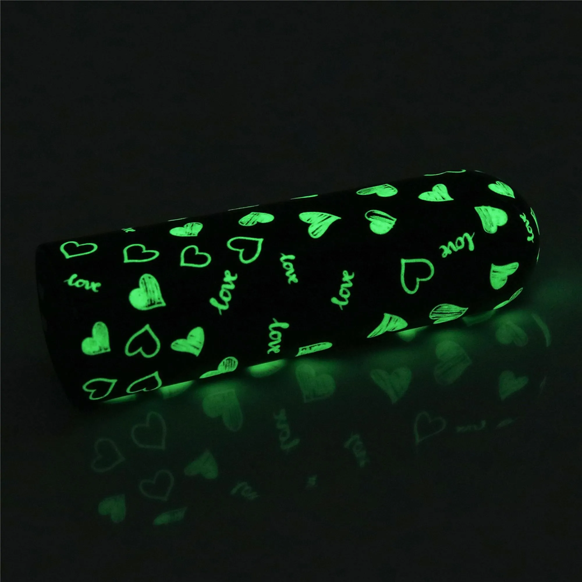 Вибратор для клитора LoveToy Heart Massager Glow In The Dark, 8,5 см (черный)