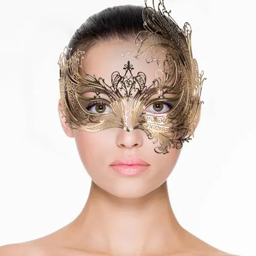 Маска на глаза Metal Mask Gold (золотой)