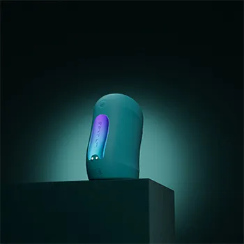 Lovense Gush 2 - Automatyczny masturbator z wibracją, Zielony, 10.6 cm