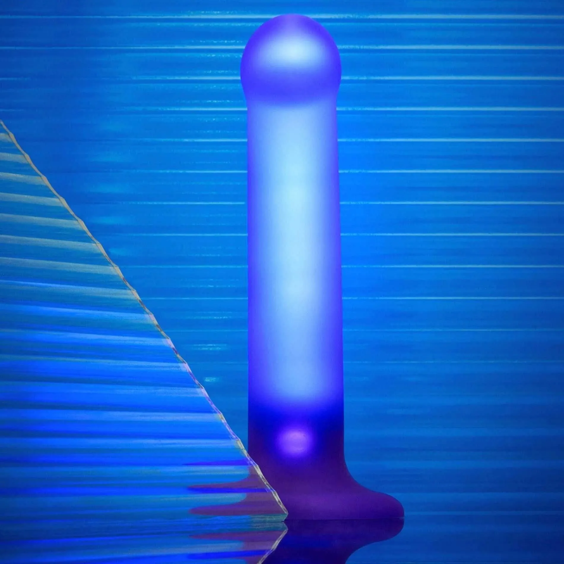 Фаллоимитатор Strap-on-me M, 18 см (синий)