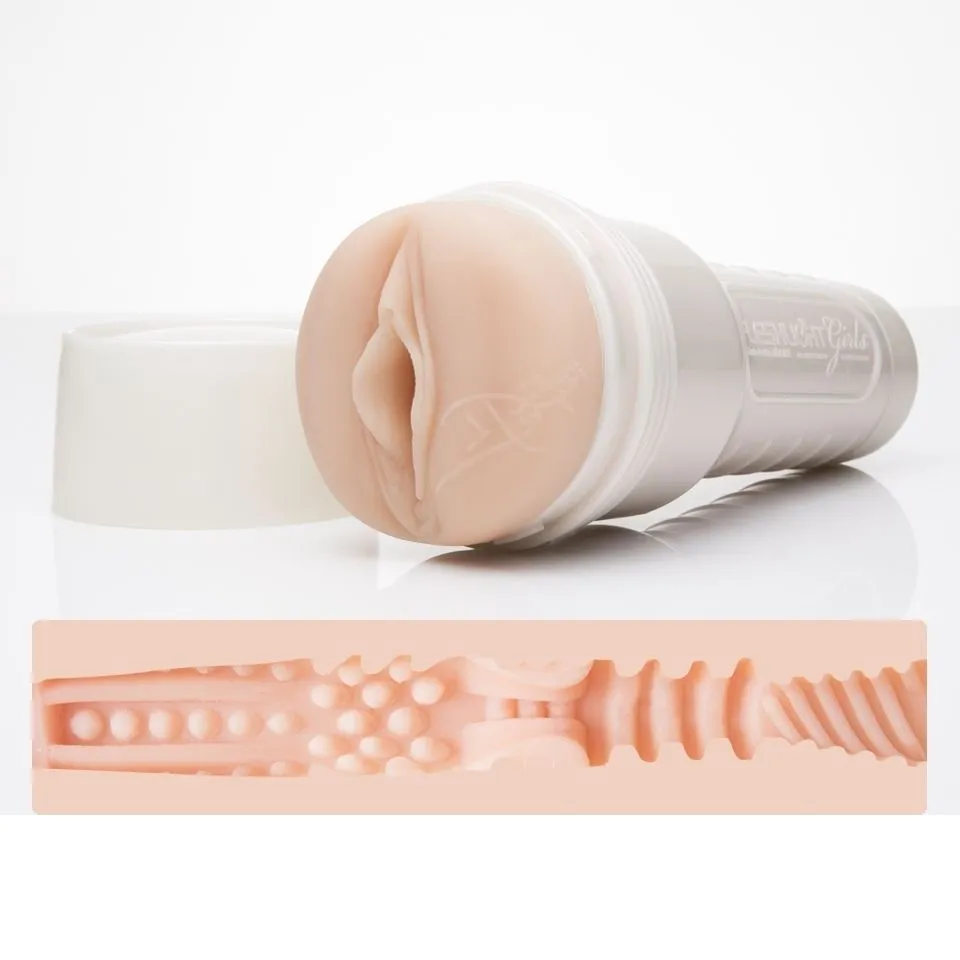 Реалістичний мастурбатор Fleshlight Dillion Harper Crush (тілесний)