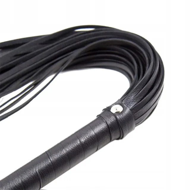 Флоггер Fetish Addict Flogger, 64 см (черный)
