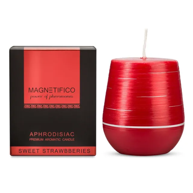 Свеча Magnetifico Candle Sweet Strawberries