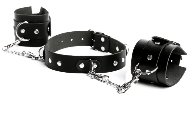 Ошейник узкий с браслетами на руку Temptation (черный)