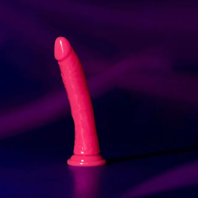 Фалоімітатор RealRock Slim Realistic 8'', 22 см (рожевий)
