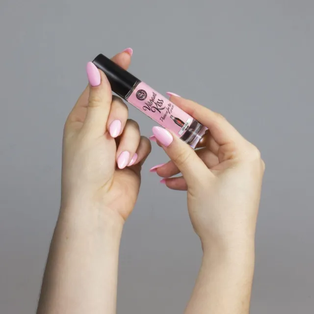 Блеск для губ Scala Lip Gloss Vibrant Kiss кока кола, 6 г