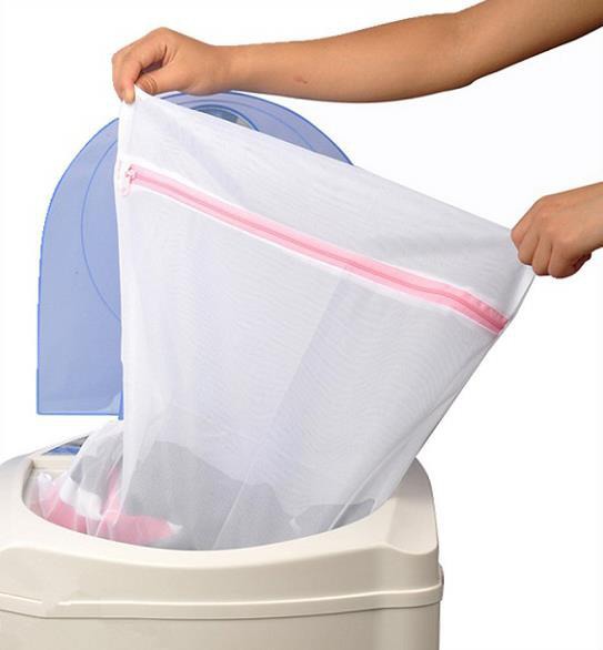Siatkowy worek na pranie Obsessive, 25.5х25 cm