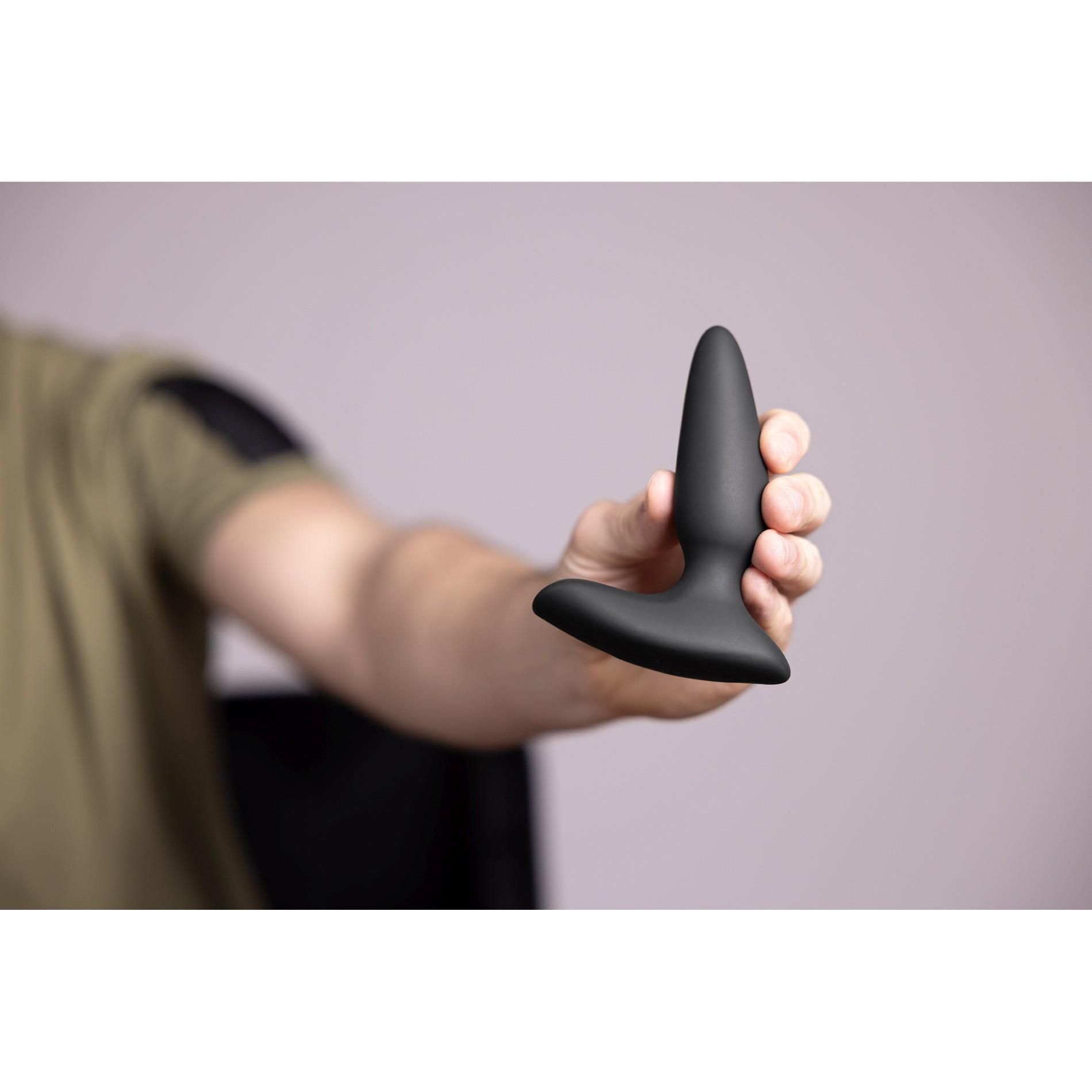 Korek analny Loveline Smooth Plug, 11 cm (czarny)