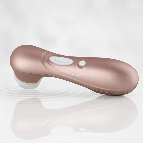 Вакуумный стимулятор клитора с вибрацией Satisfyer Pro 2 Next Generation (золотой)