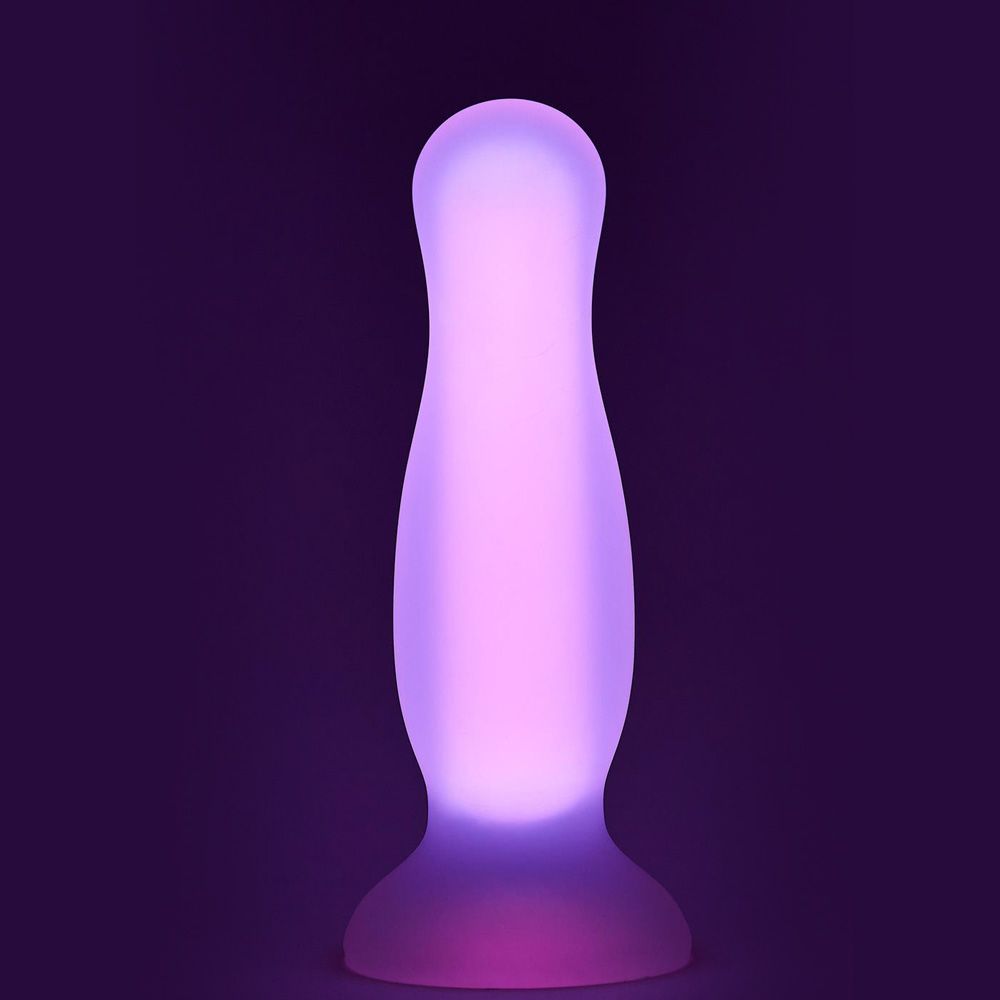 Korek analny Radiant Glow In The Dark, 14,5 cm (różowy)