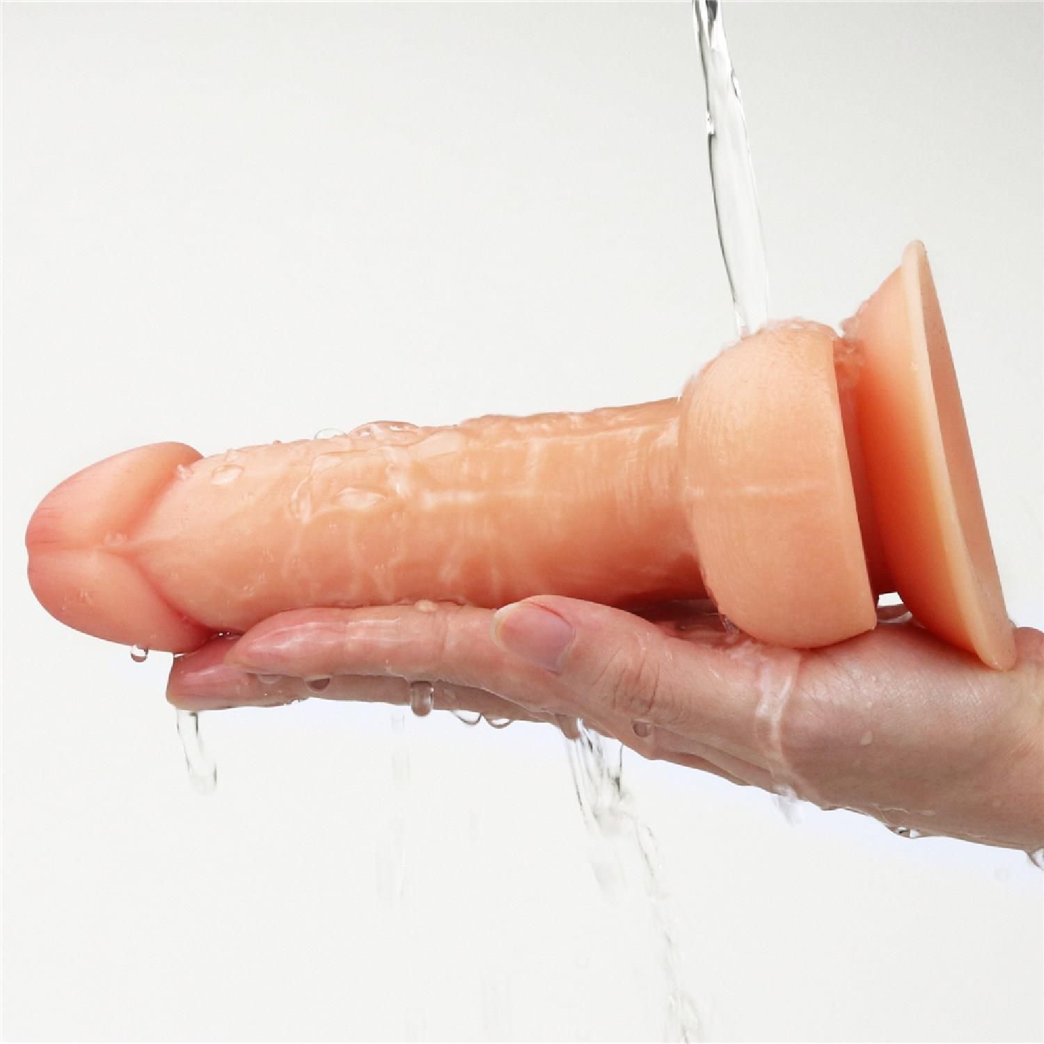 Фаллоимитатор LoveToy The Ultra Soft Dude Flesh, 18 см (телесный)