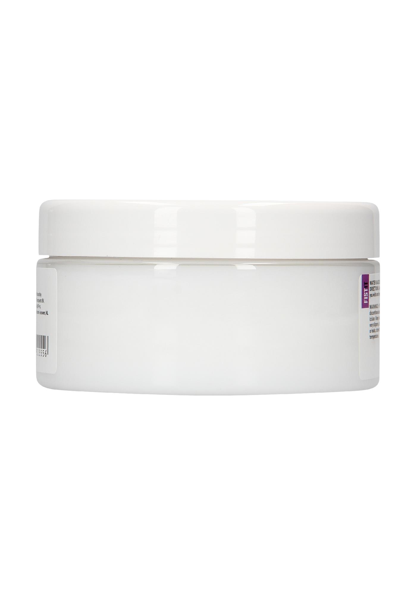 Лубрикант на водной основе Shots Fist It Anal Relaxer, 300 мл