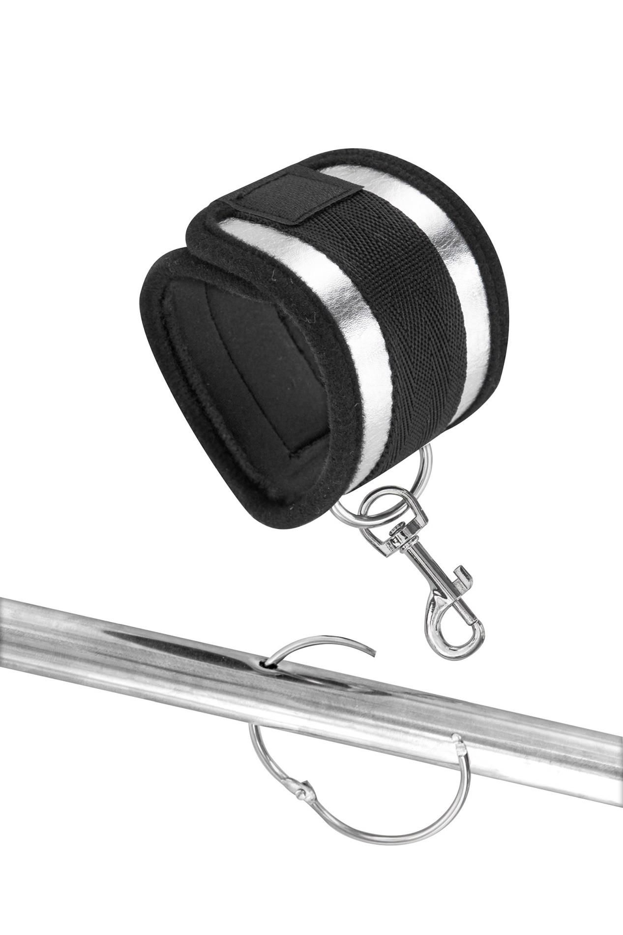 Fetish Tentation Submission Bar with 4 Cuffs - Rozpórka do krępowania rąk i nóg, Czarny, 54 cm
