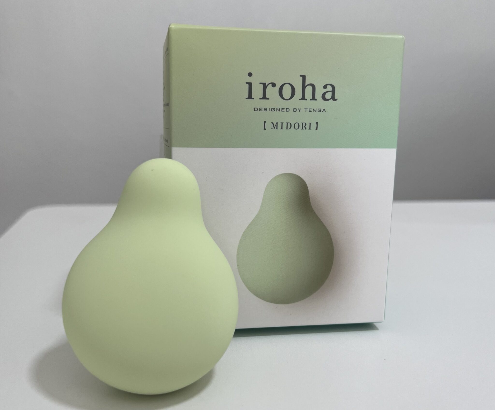 Вибратор для клитора Tenga Iroha Midori, 7,7 см (зеленый)