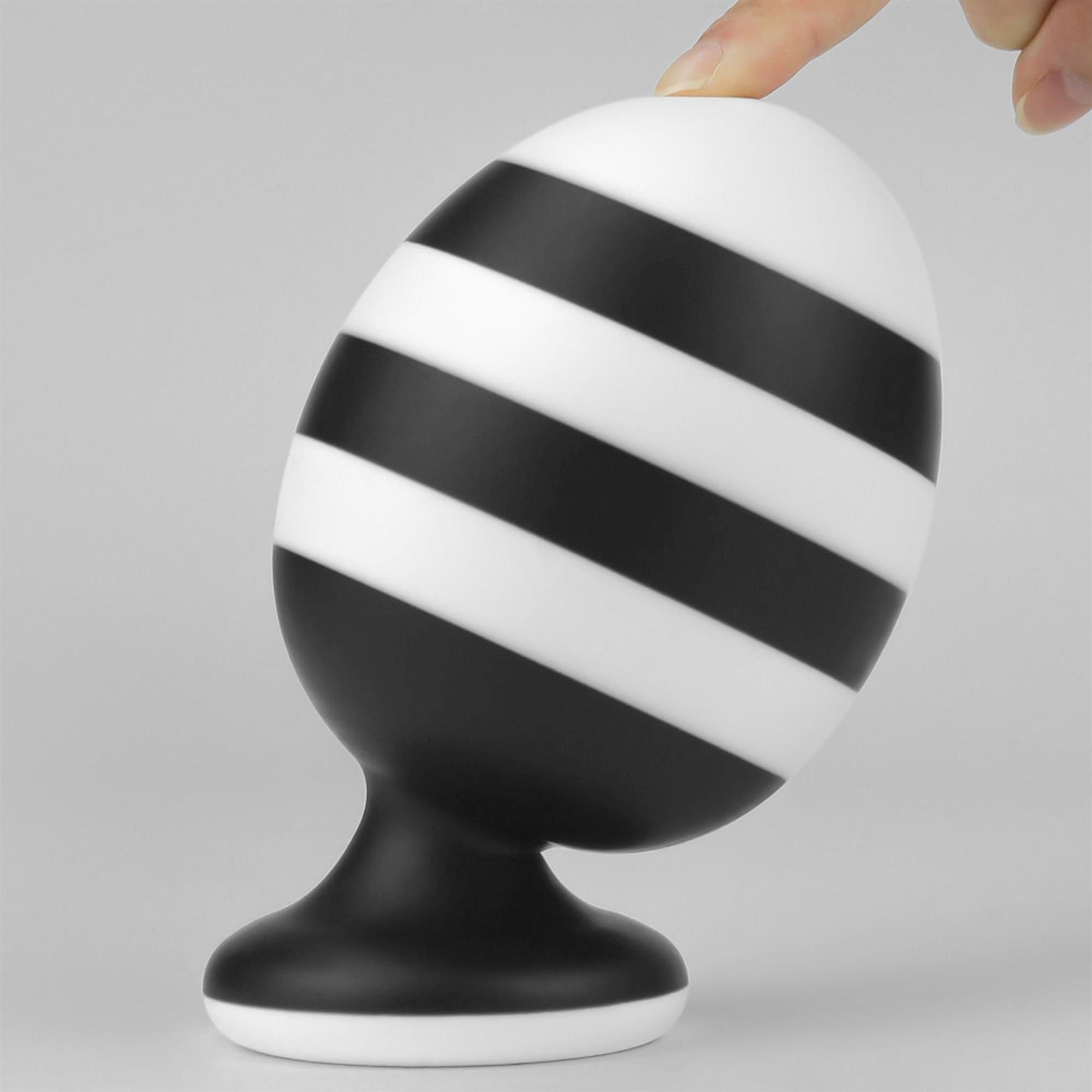 Korek analny LoveToy X-Missioner, 14 cm (czarny-biały)