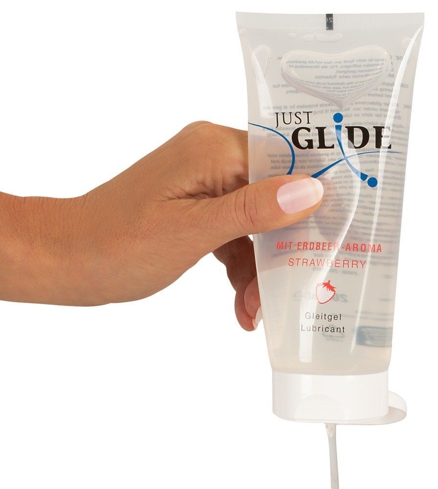 Лубрикант на водной основе Just Glide Strawberry, 200 мл