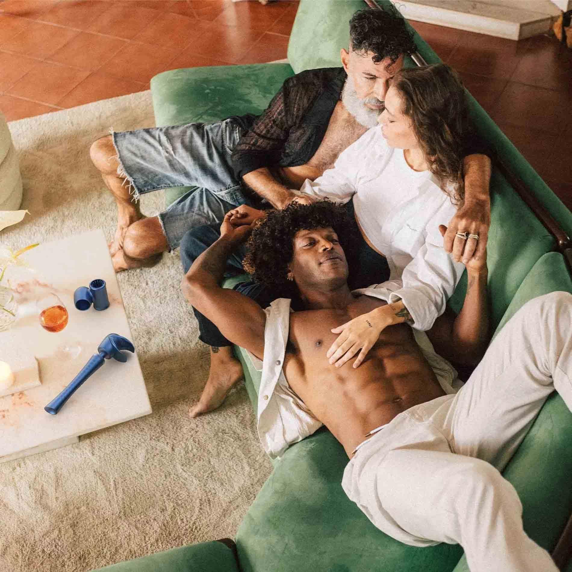 Wibromasażer Dorcel Man.wand Edgy, 30 cm (niebieski)