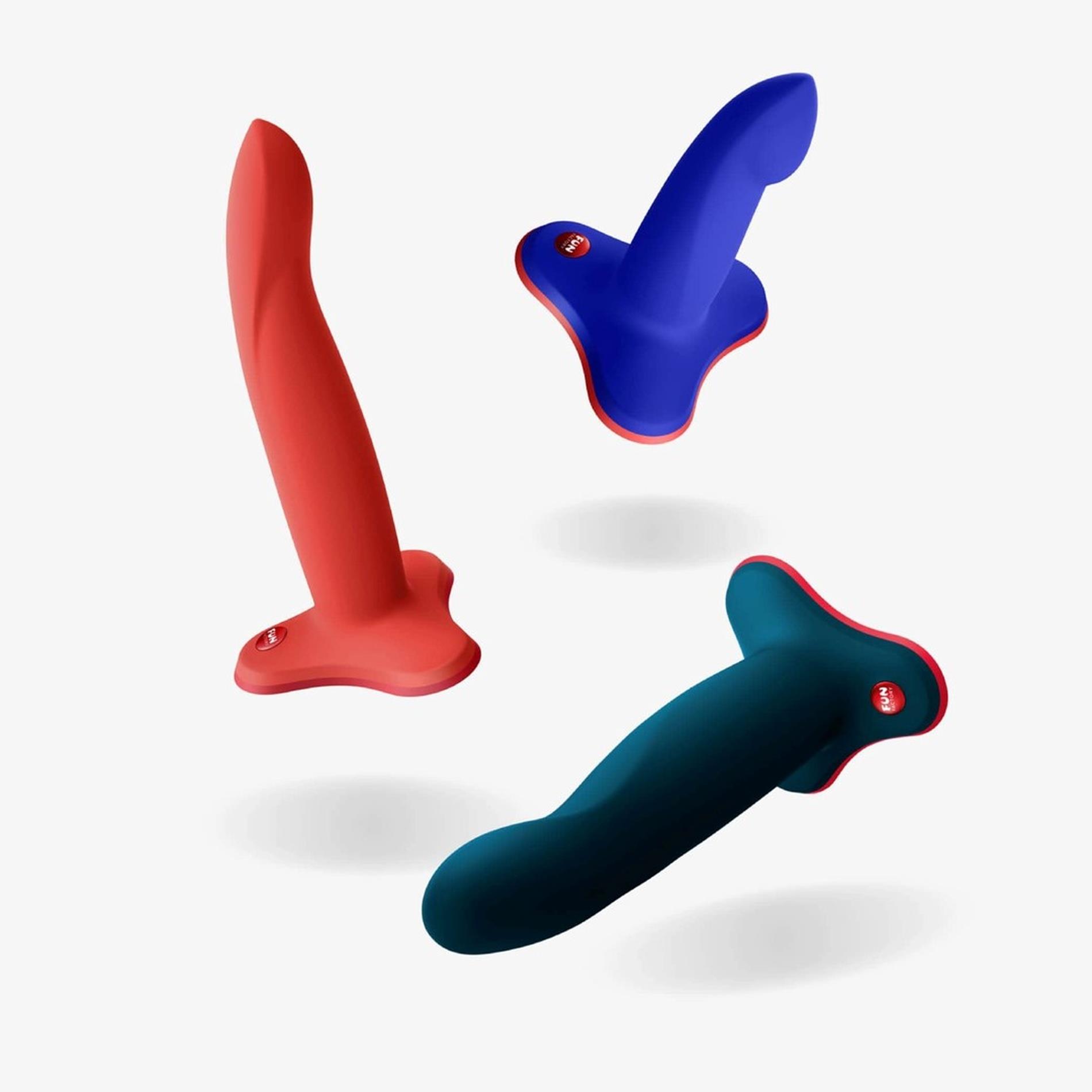 Фаллоимитатор Fun Factory Limba Flex М, 18 см (коралловый)