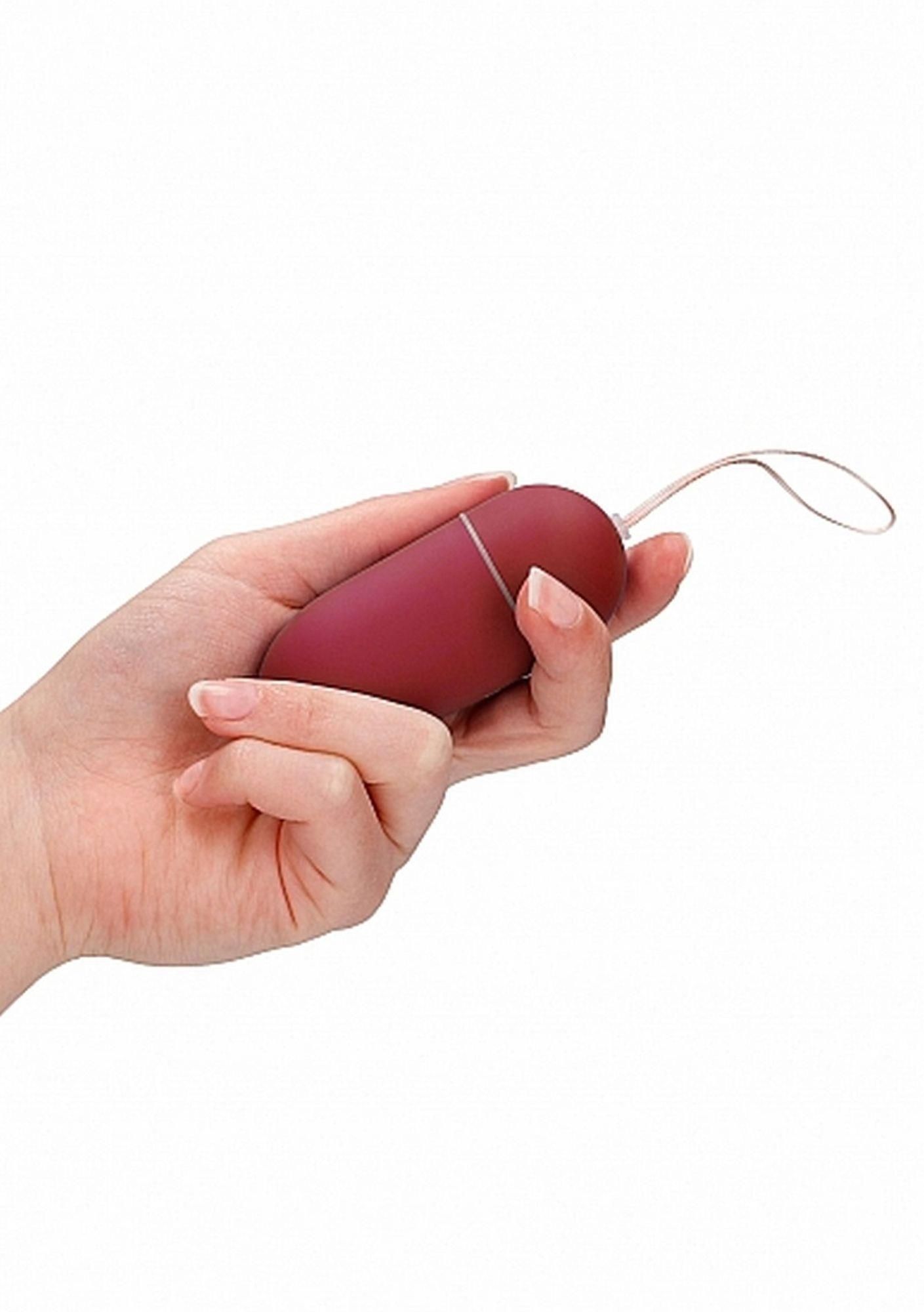 Wibrujące jajeczko ShotsToys Remote Vibrating Egg, 8 cm (czerwony)