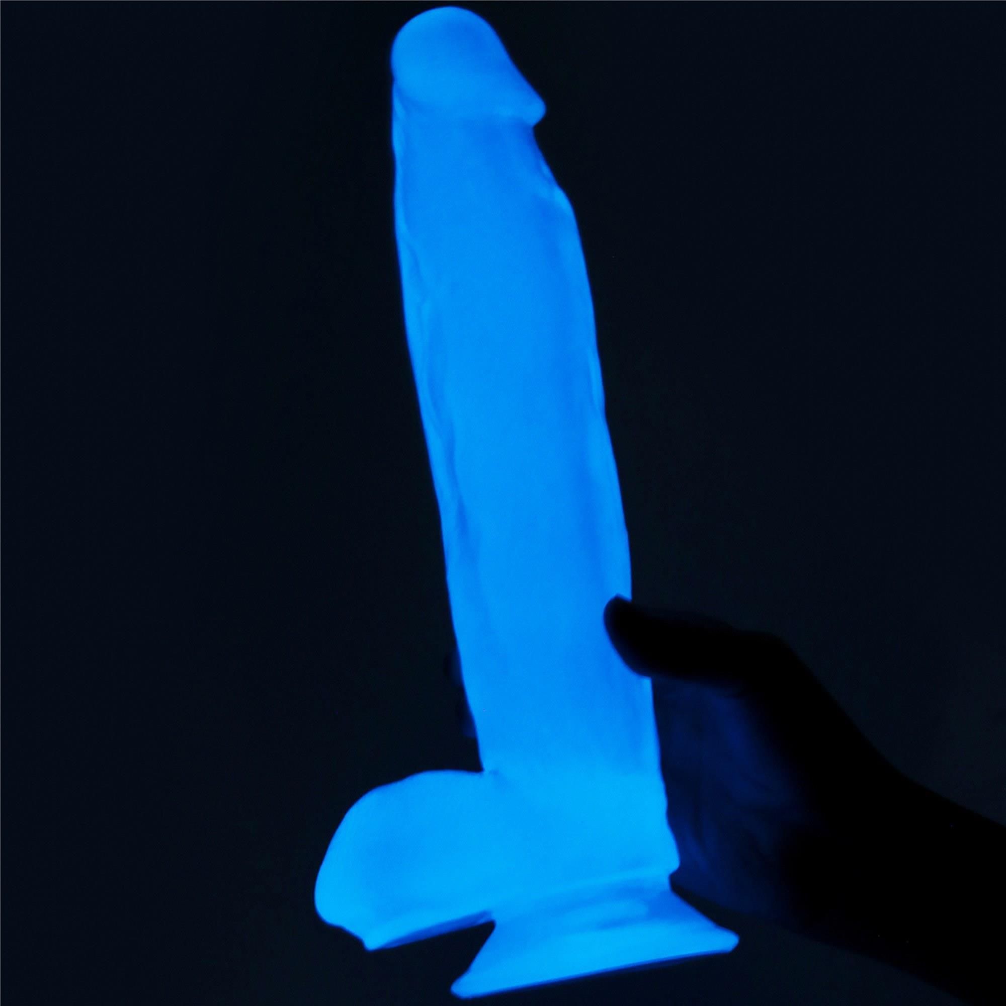 Неоновый фаллоимитатор LoveToy Lumino Play, 26 см (голубой)
