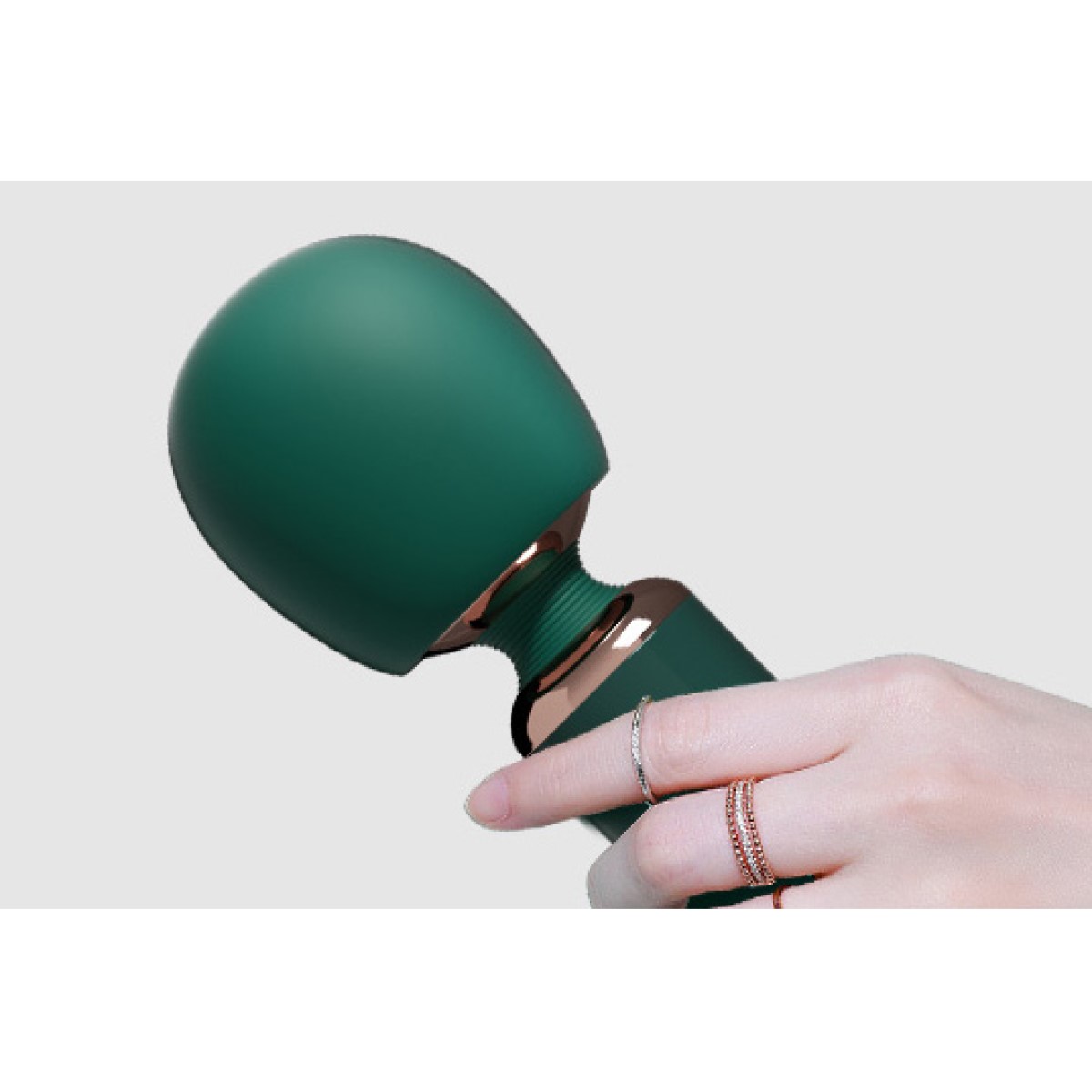 Вибромассажер Qingnan No.5 Powerful Mini Wand, 18,3 см (зеленый)