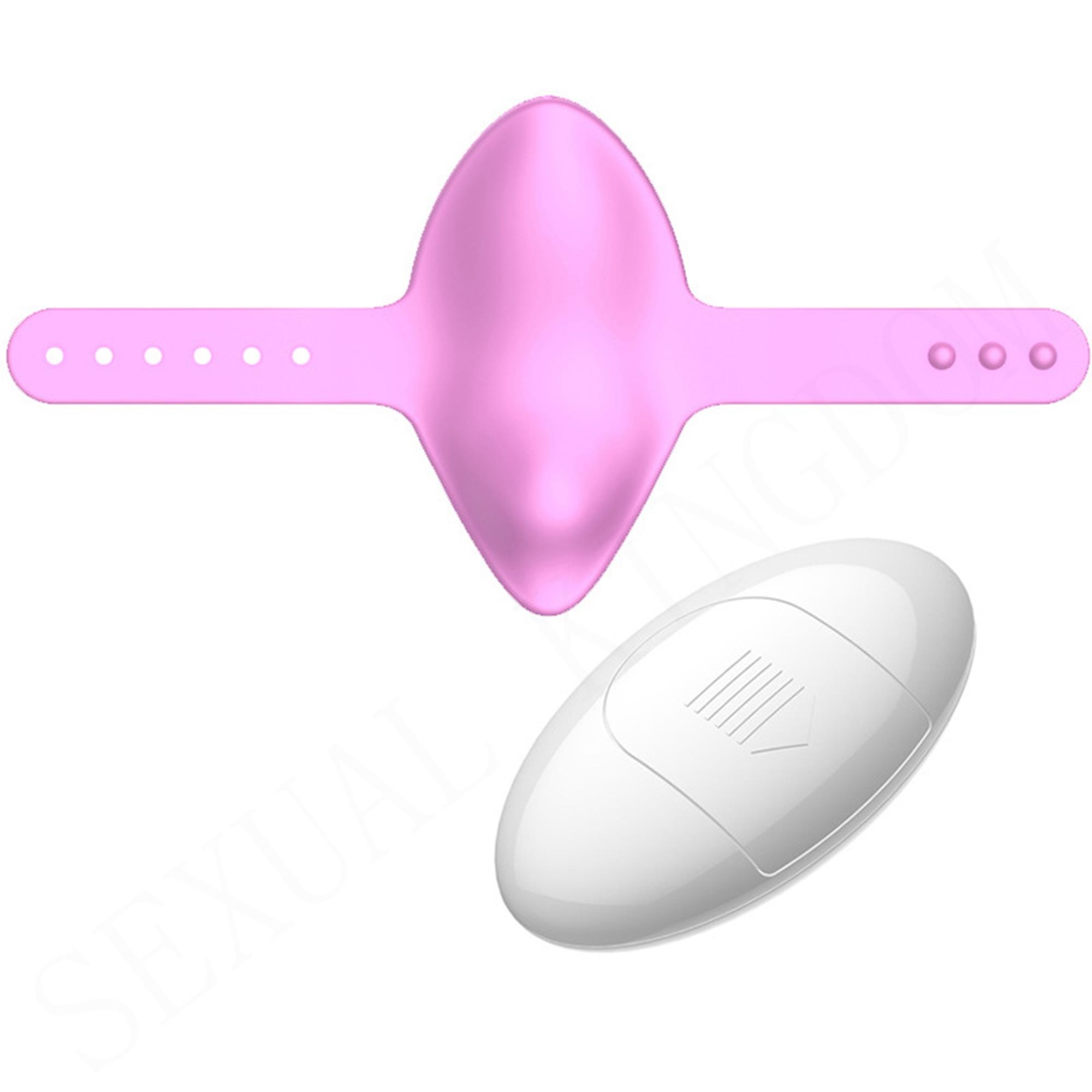 Вібратор B - Series Lyla Strap on Vibrator, 4,5 см (рожевий)