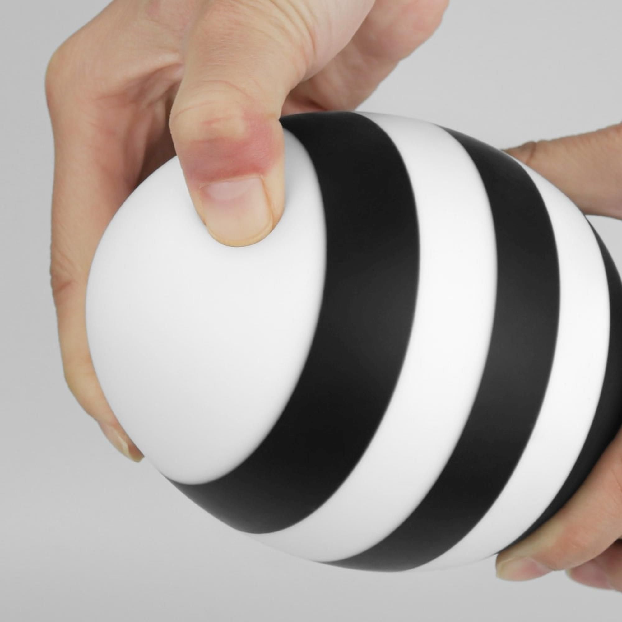 Korek analny LoveToy X-Missioner, 14 cm (czarny-biały)