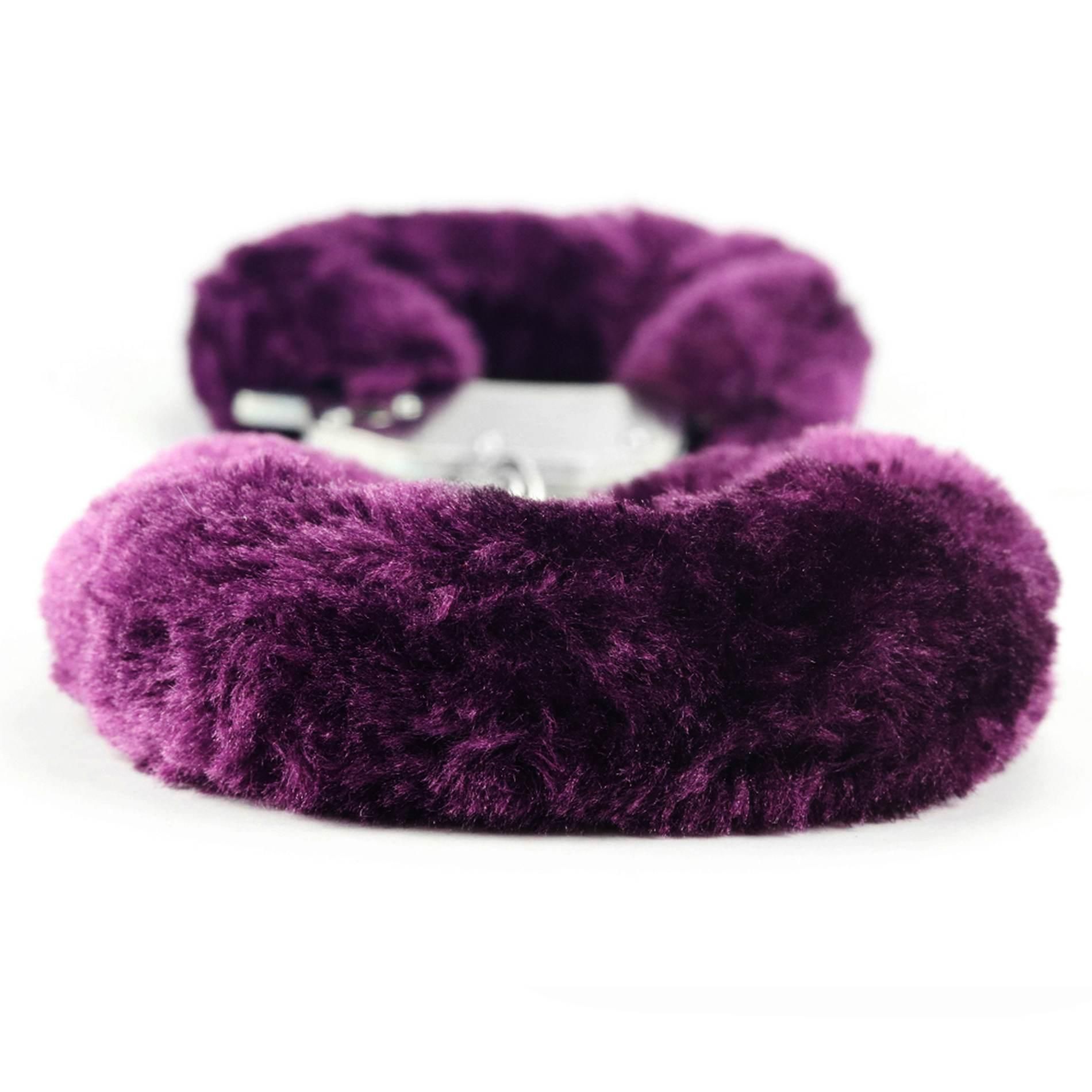 Хутряні наручники Fetish Pleasure Fluffy (фіолетовий)