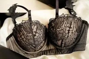 Seksowny strój do łóżka - czy naprawdę działa?