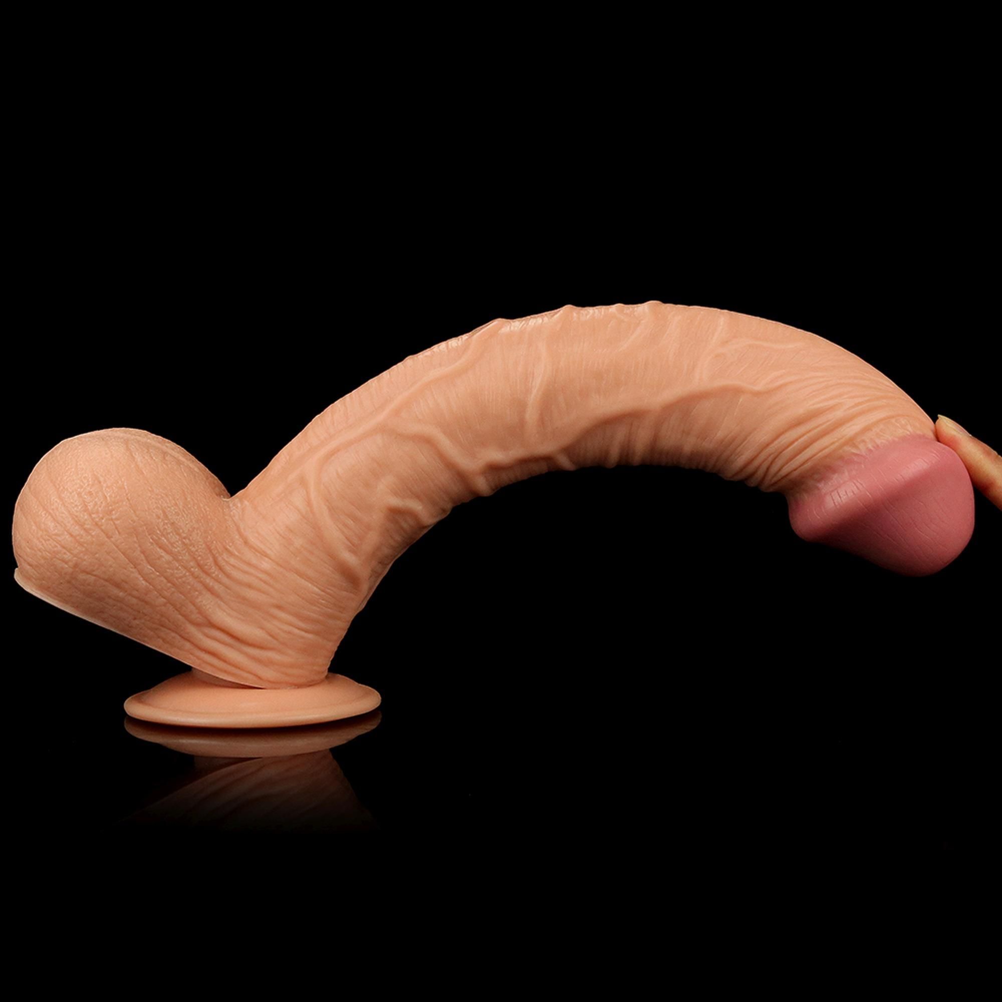 Великий фалоімітатор LoveToy Legendary King Sized Realistic, 33 см (тілесний)