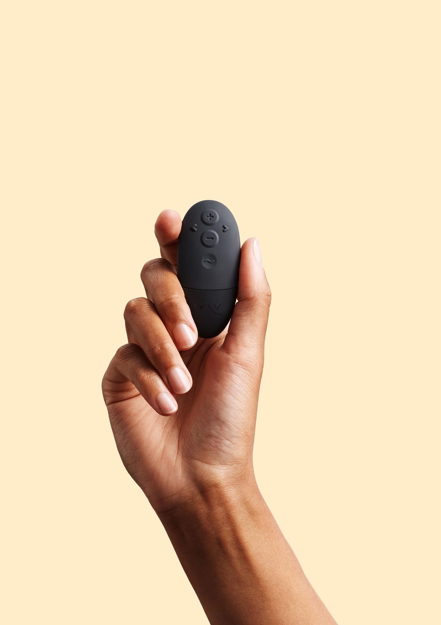 Эрекционное кольцо We-Vibe Bond (черный)