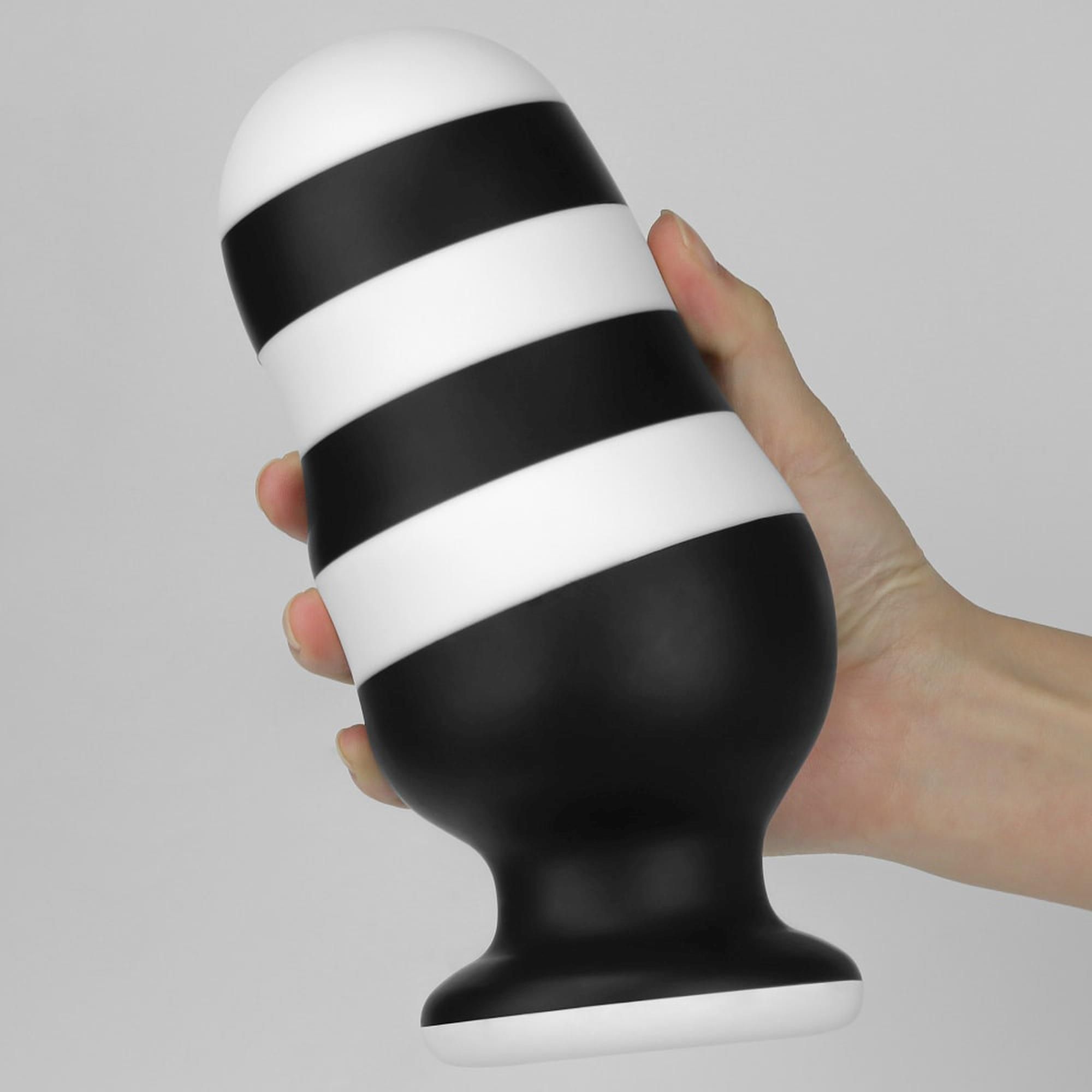 Korek analny LoveToy X-Missioner, 18 cm (czarny-biały)