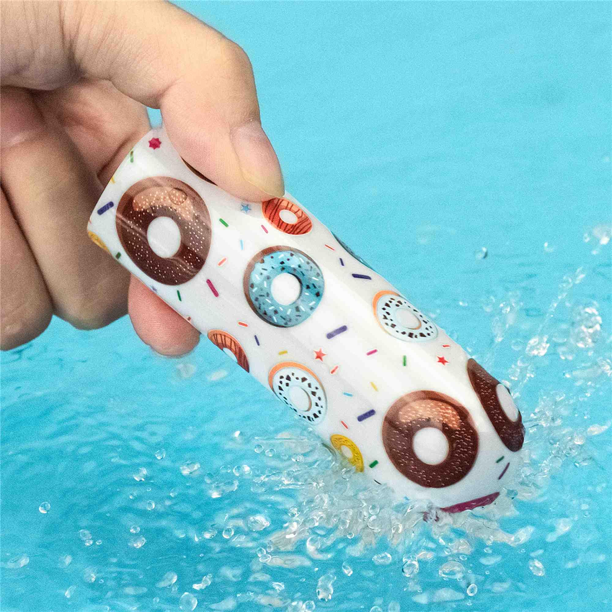 Wibrator do łechtaczki Lovetoy Donut Massager, 8.5 cm (biały)