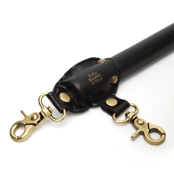 Фиксатор Fifty Shades of Grey Bound To You Spreader Bar, 50.8 см (черный)