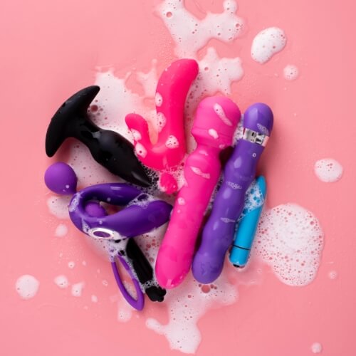 Jak dbać o zabawki erotyczne: zasady higieny