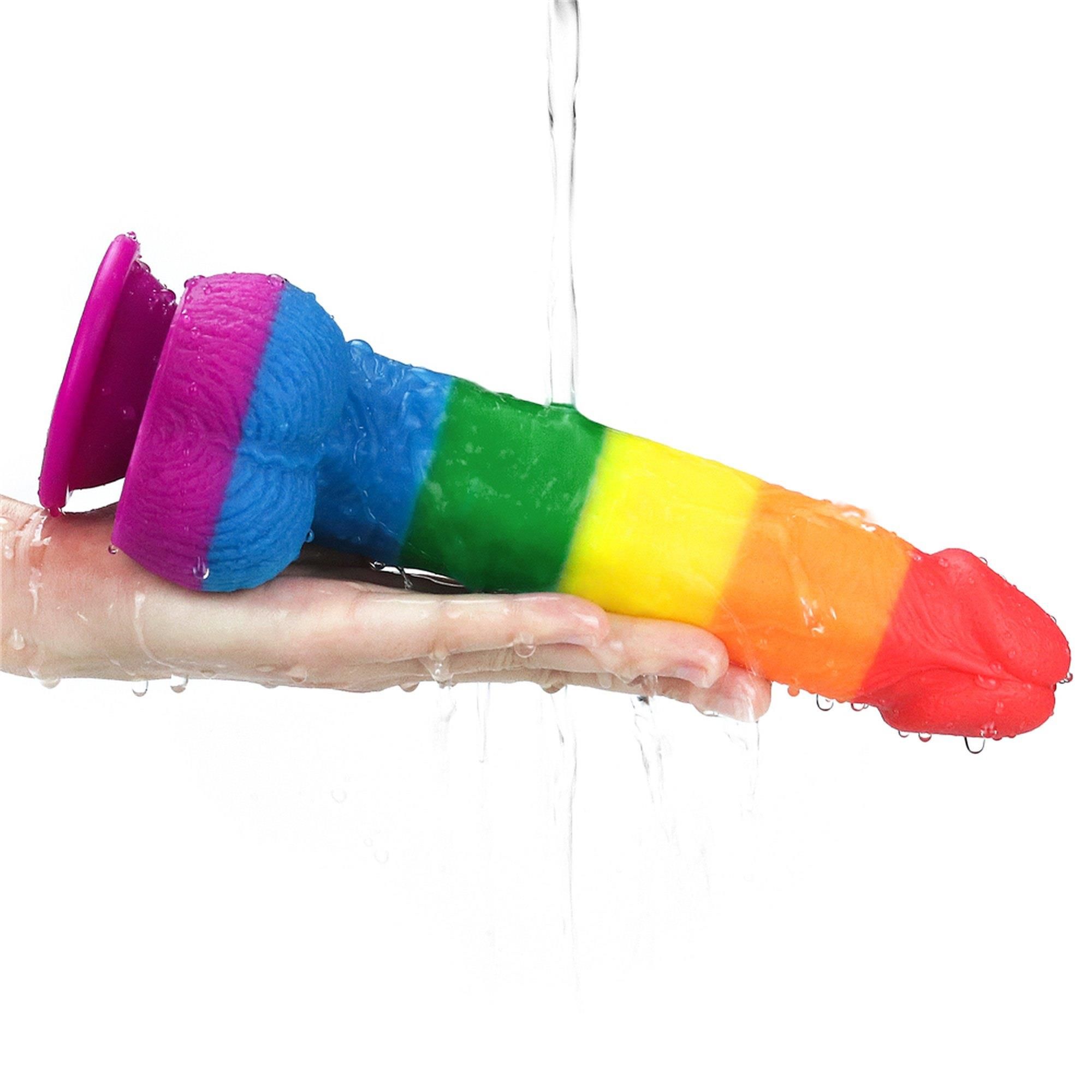 Фаллоимитатор LoveToy 9'' Prider, 22.5 см (радужный)