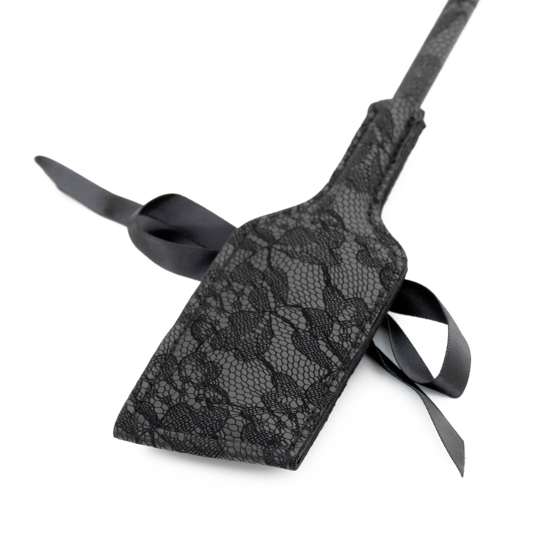 Стек Fetish B-Series Tickler & Whip 3.0, 41 см (черный)