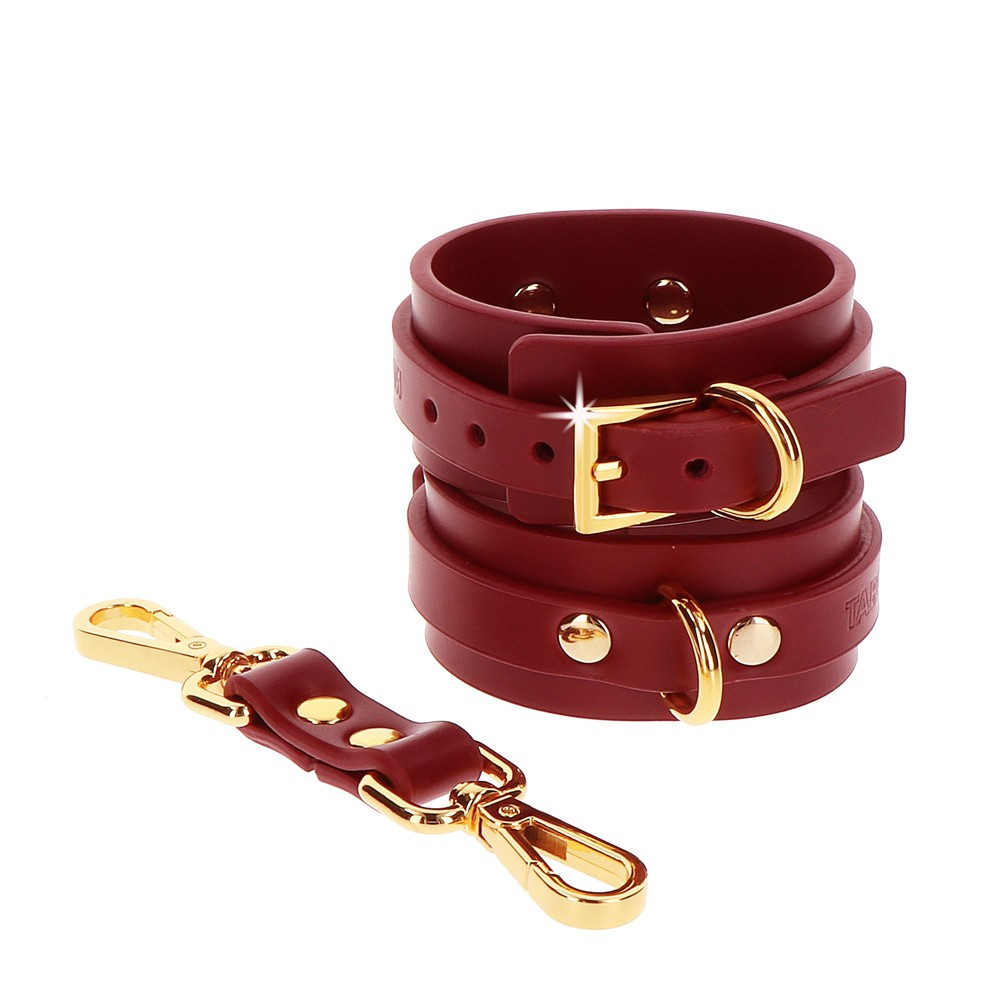 BDSM набор Taboom D-Ring Collar and Wrist Cuffs (красный)
