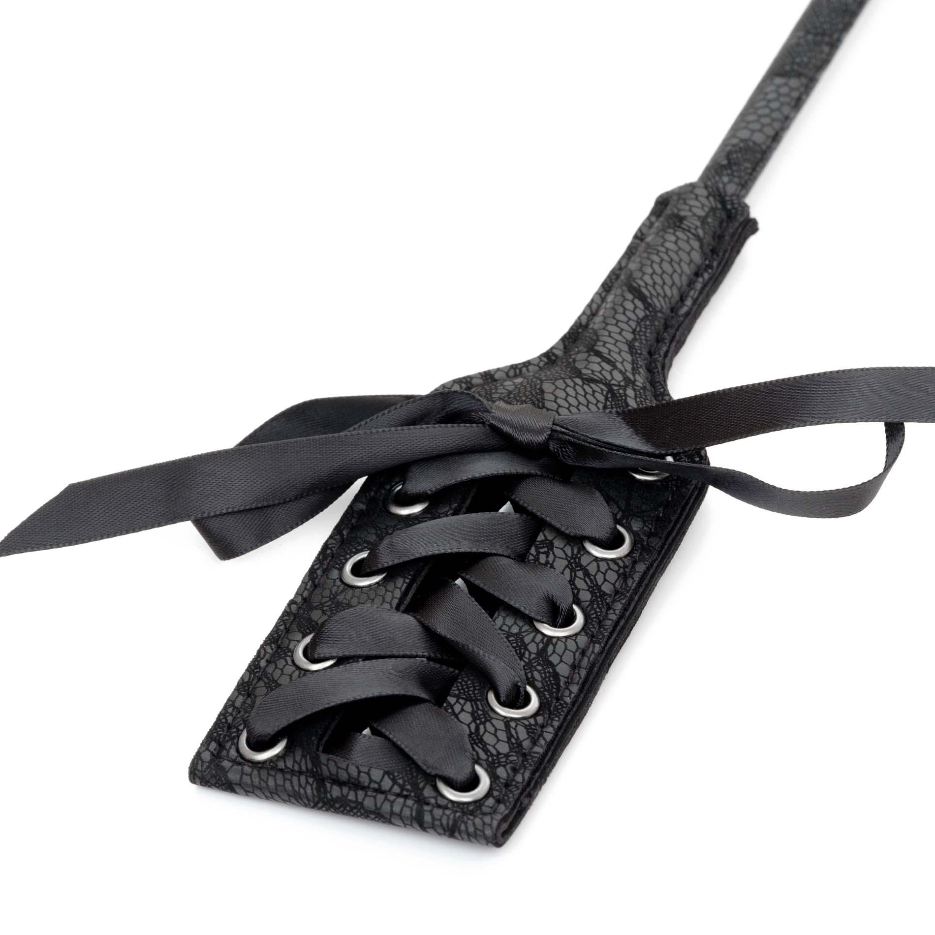 Стек Fetish B-Series Tickler & Whip 3.0, 41 см (черный)