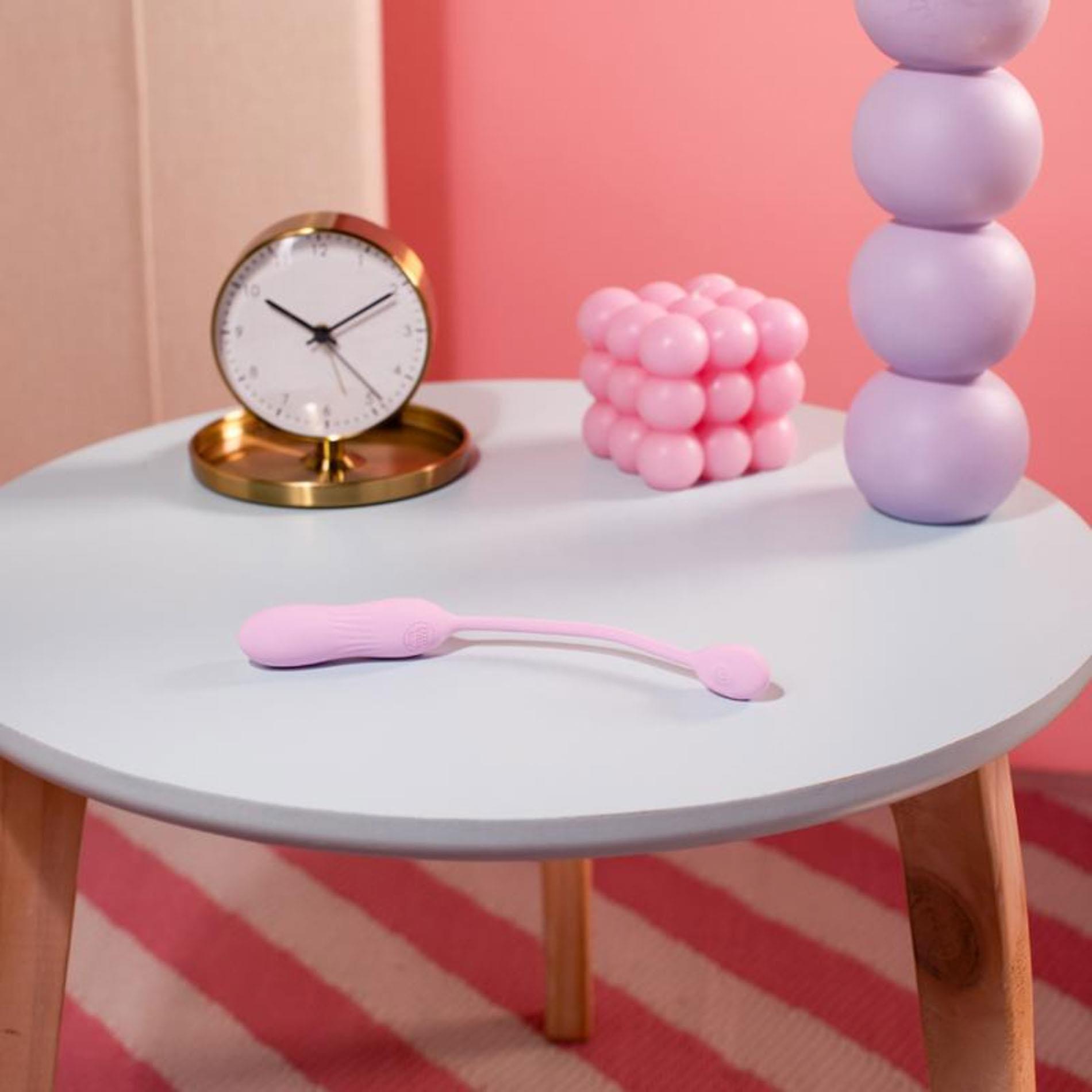 Wibrator Fleshlight Good Vibes Only Siva, 21 cm (różowy)