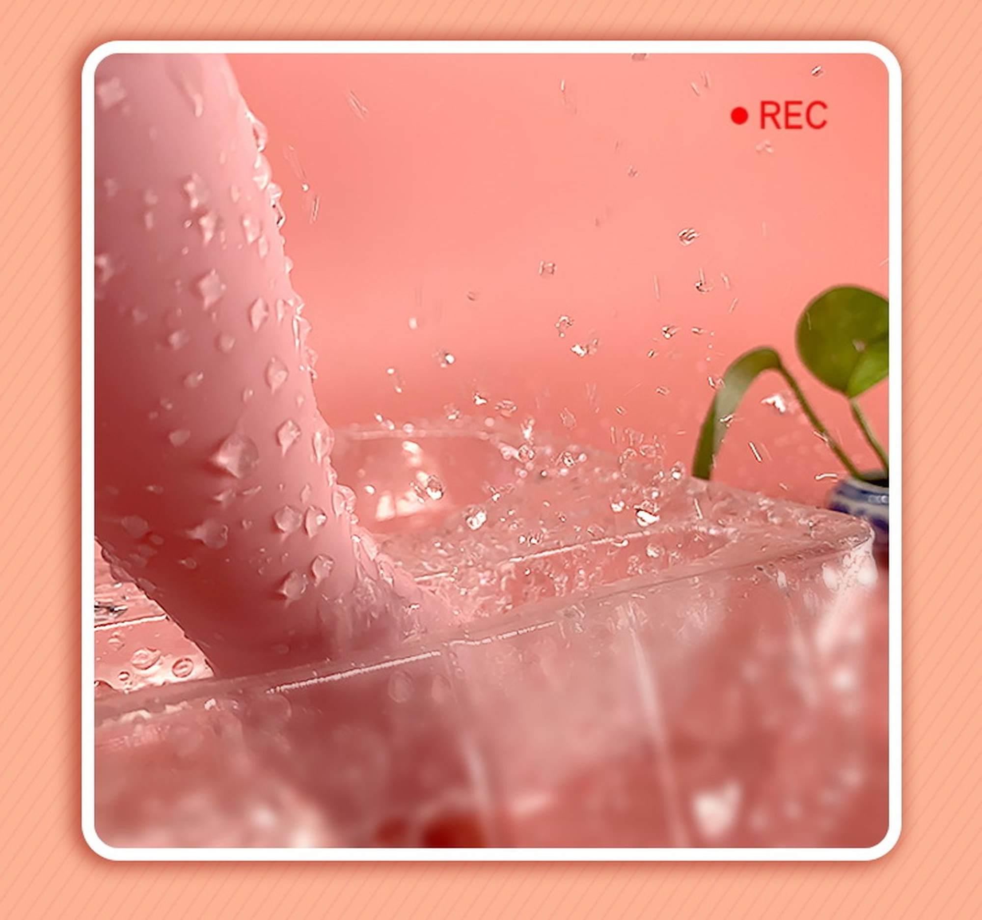 Вакуумный стимулятор клитора с вибрацией B - Series Lyla Lauren (розовый)