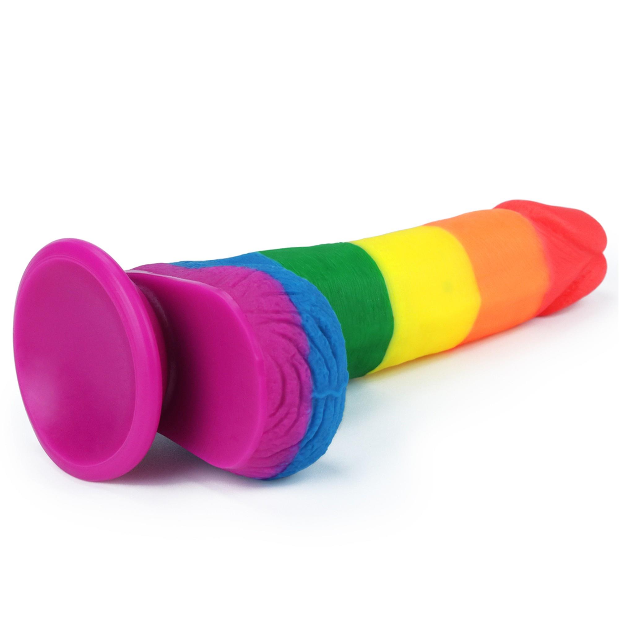 Фаллоимитатор LoveToy Prider Dildo 7.5", 19.5 см (радужный)
