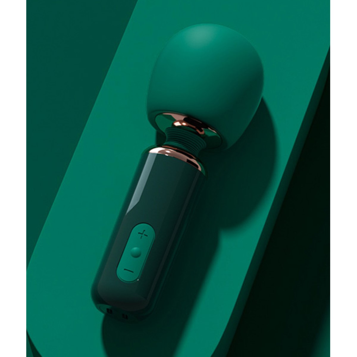 Вибромассажер Qingnan No.5 Powerful Mini Wand, 18,3 см (зеленый)