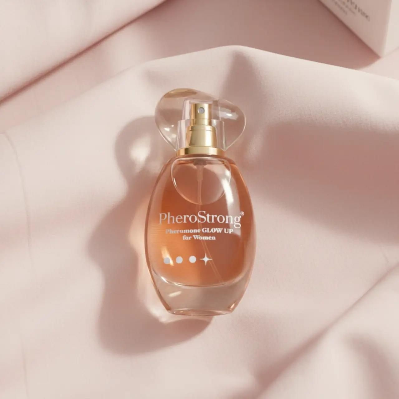 Perfumy z feromonami dla kobiet PheroStrong Pheromone Glow Up, 50 ml