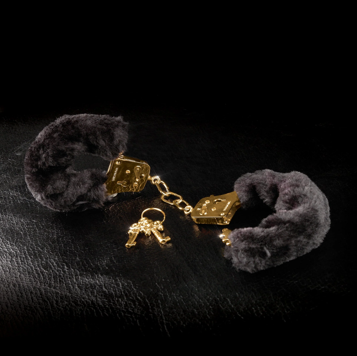 Наручники Pipedream Fetish Fantasy Gold (чорний)