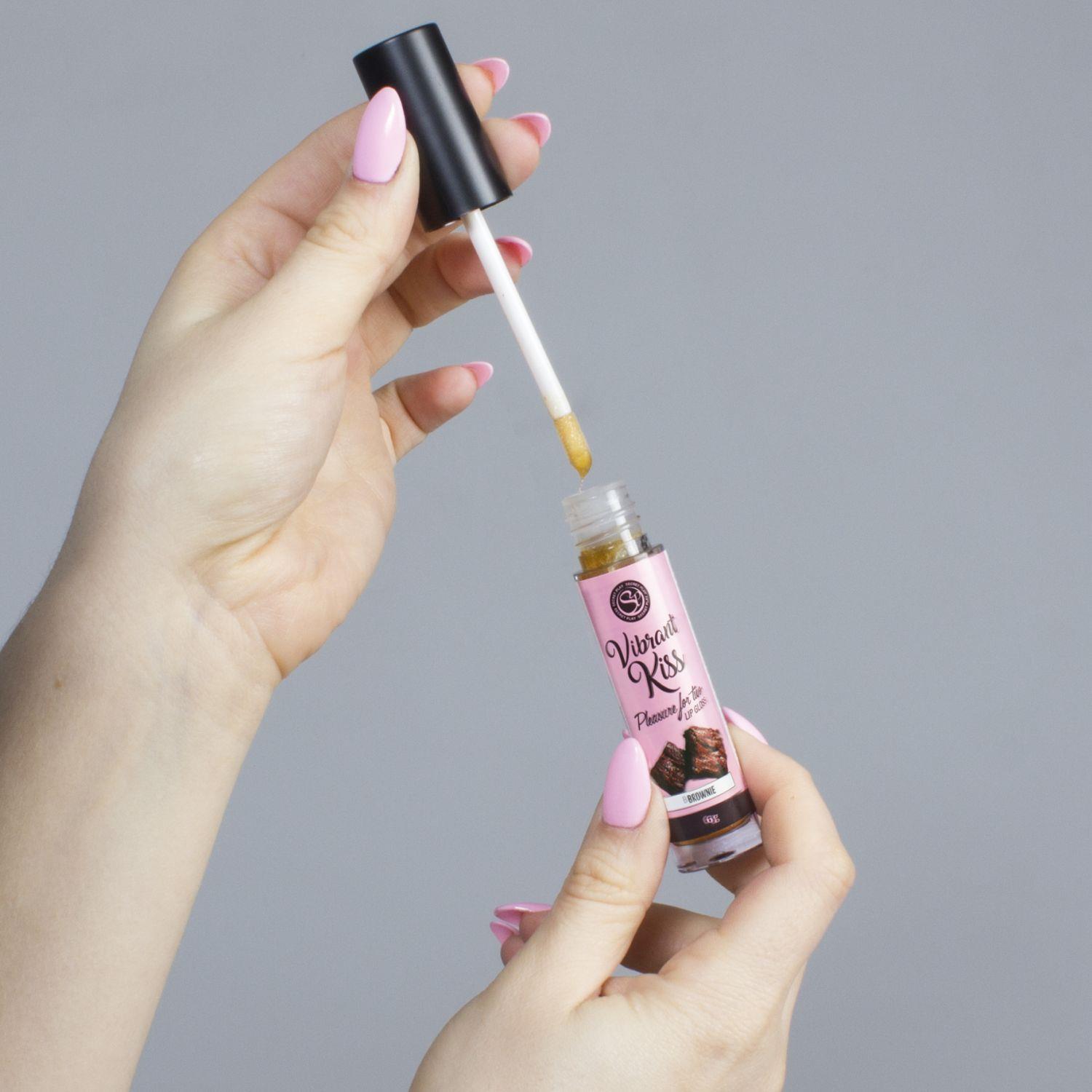 Блеск для губ Secret Play Vibrant Kiss Brownie, 6 мл