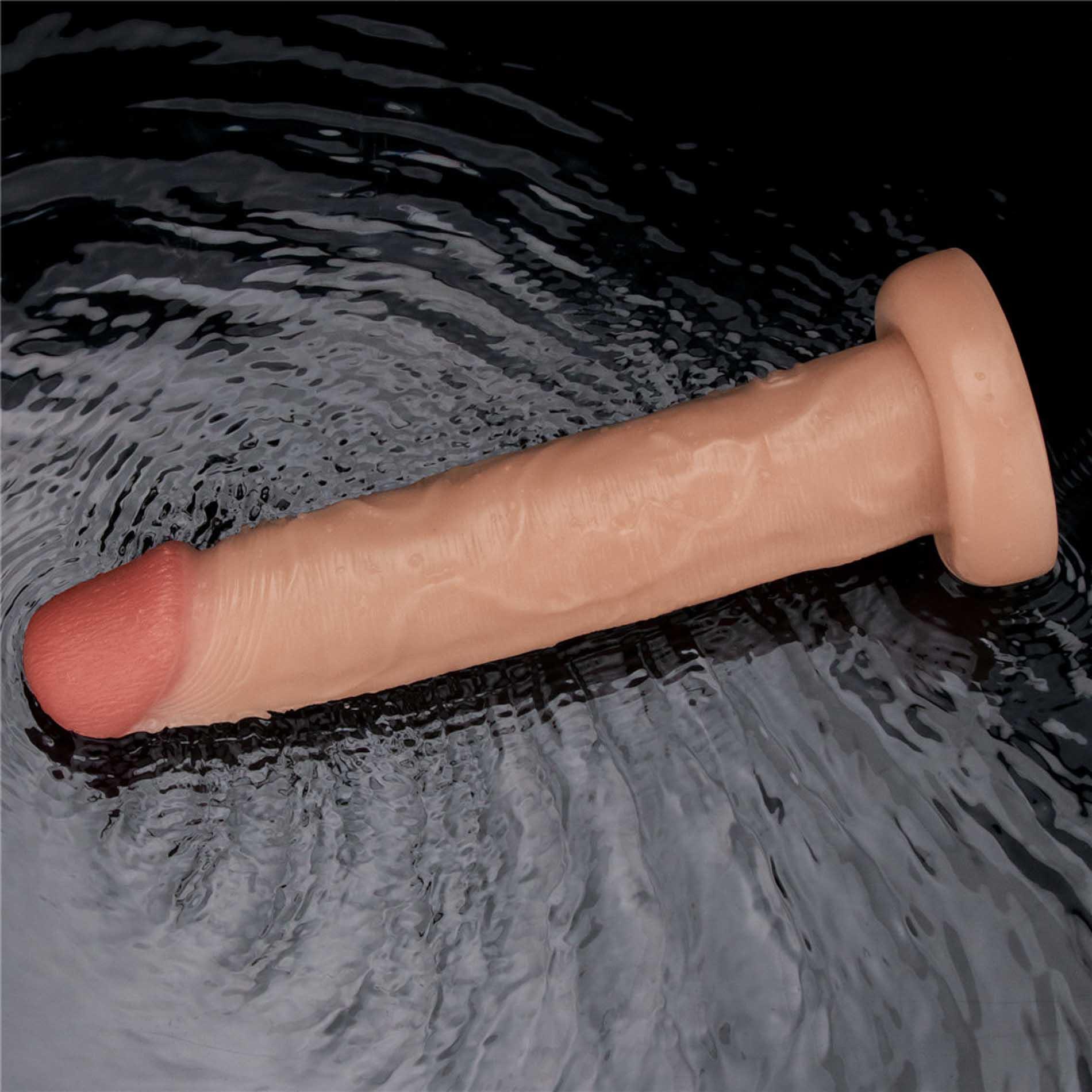 Вибратор Lovetoy Power Basics Cock 10'', 26,2 см (телесный)