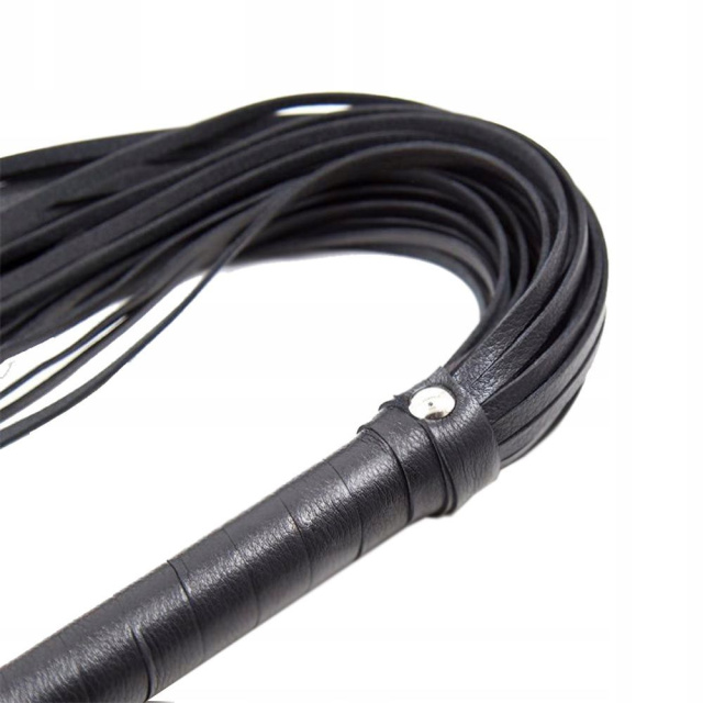 Флоггер Fetish Addict Flogger, 64 см (черный)